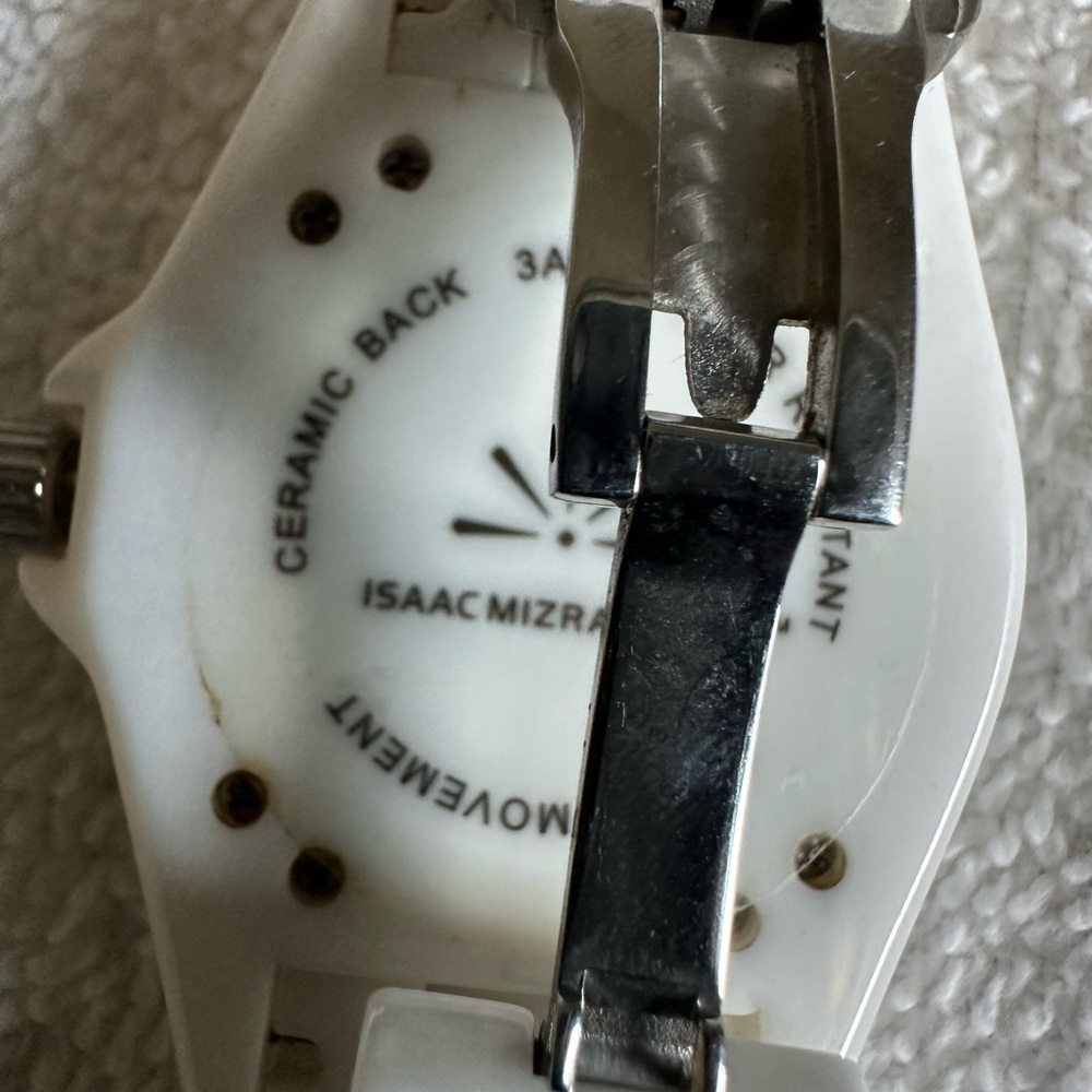 White Ceramic Watch - Picture 3 of 4
